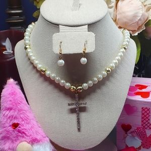 Elegant cross 16" necklace  with faux pearls & earrings